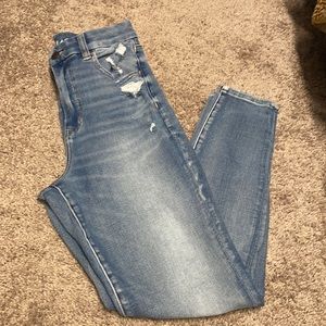 American Eagle distress jeans